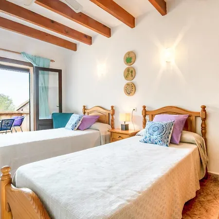 Holiday home Roca *